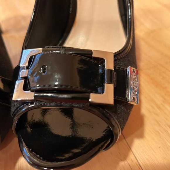 Brand New GUESS Black Stilettos (Size 9.5) - Picture 1 of 3